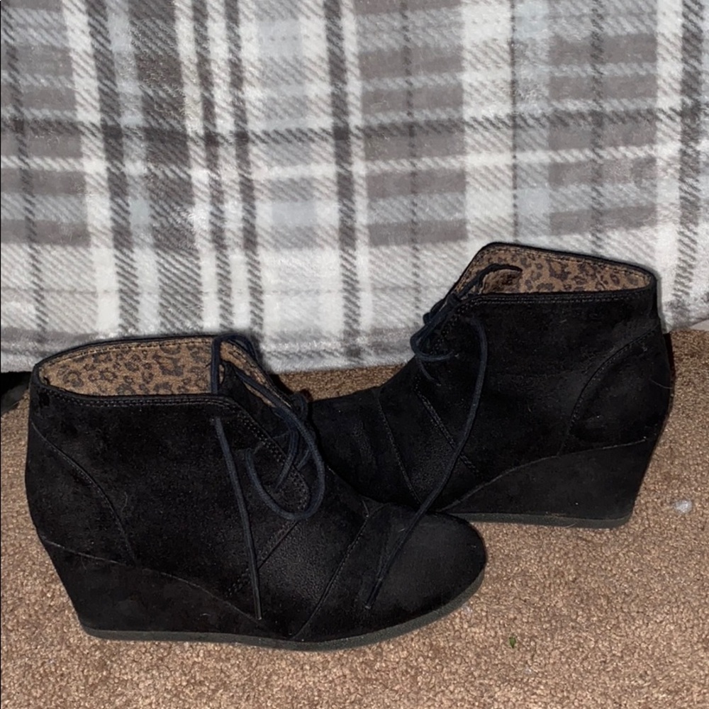 Booties black